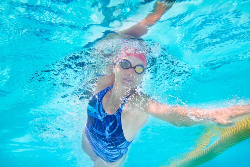 woman swimmer work out
