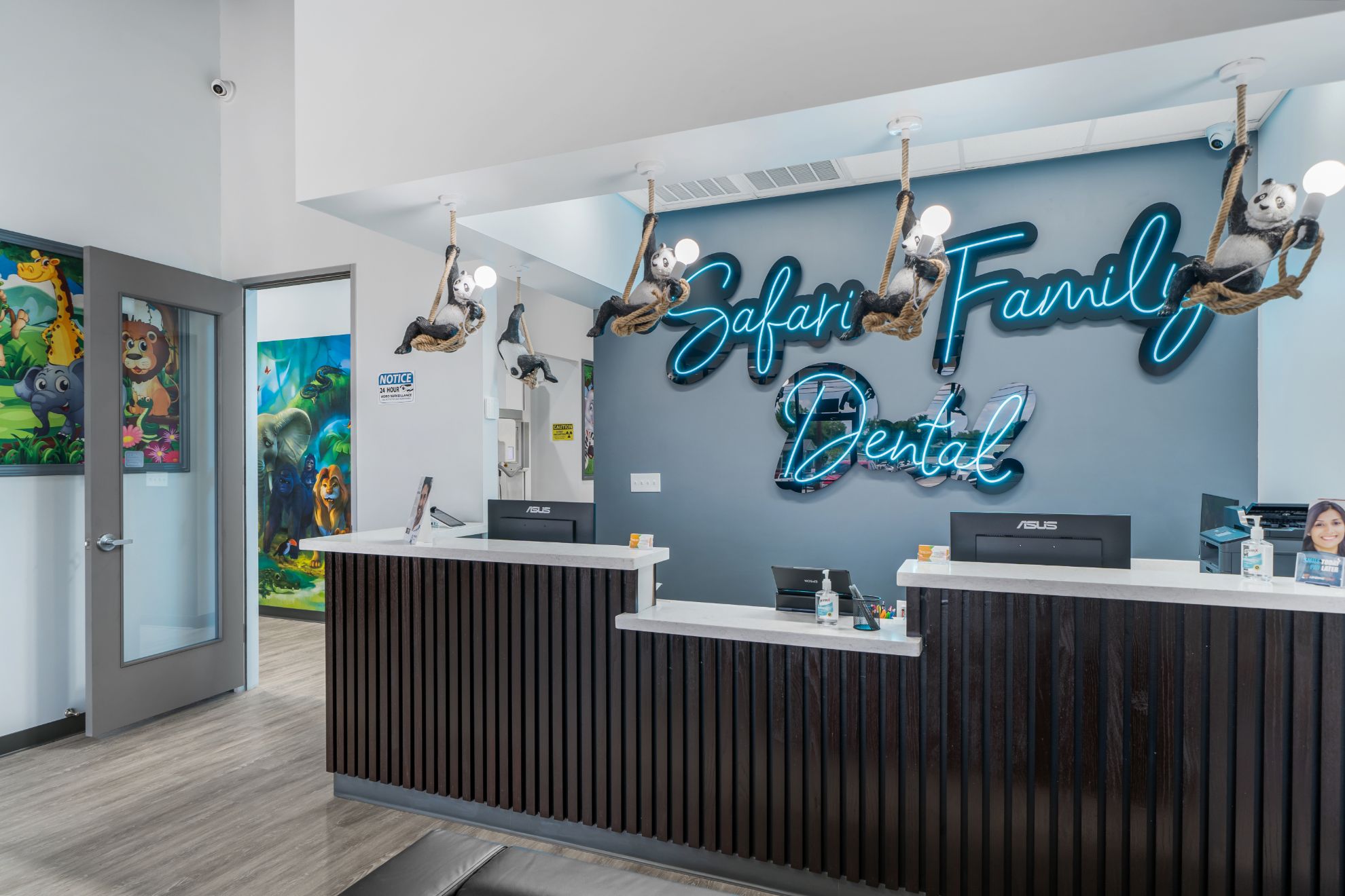 Front desk - Safari Family Dental