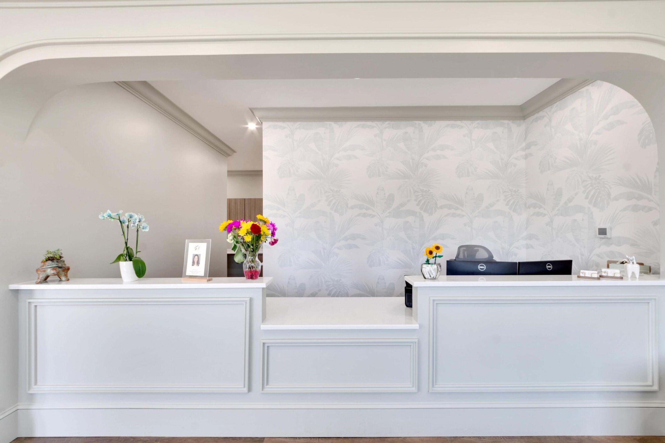 Front desk - Guava Dental