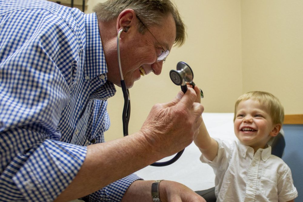 Dr. Tony Euser with patient - Advanced Urgent Care & Occupational Medicine