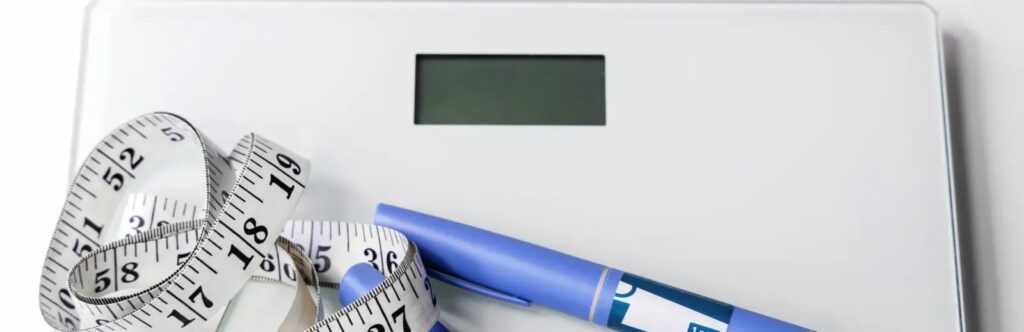 Insulin injection pen for with weight scale and measure tape