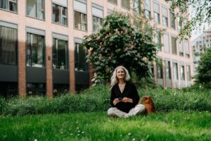 Midlife and Stuck at Your Desk? How to Rekindle Purpose in a Role You’ve Outgrown