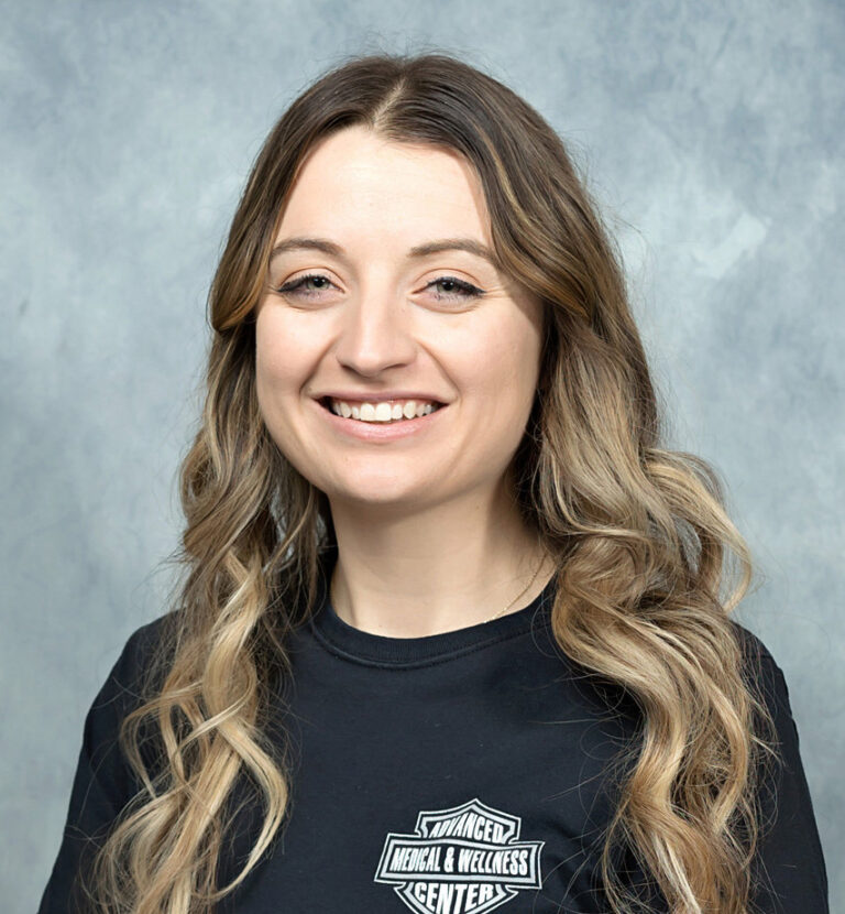 Elizabeth Desalle - Physical Therapy Assistant