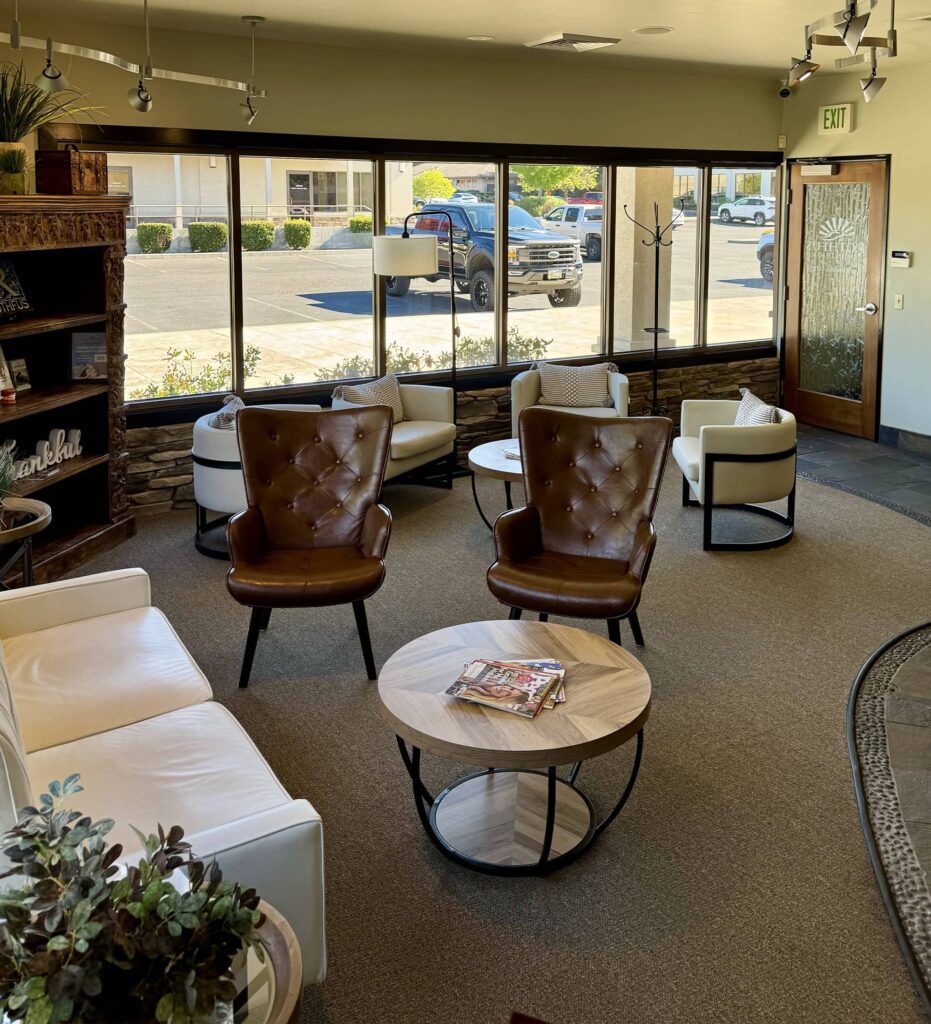 rothfus-family-dental-waiting-room-2-medford