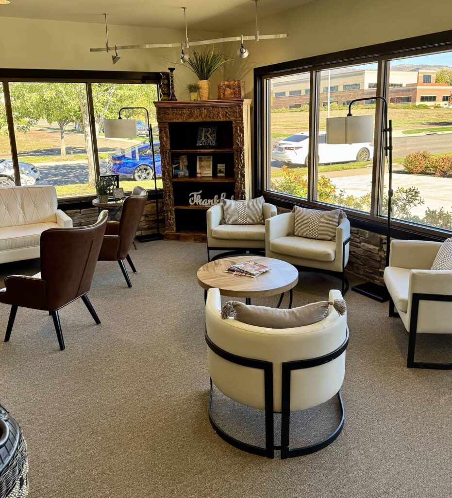 rothfus-family-dental-waiting-room-4-medford