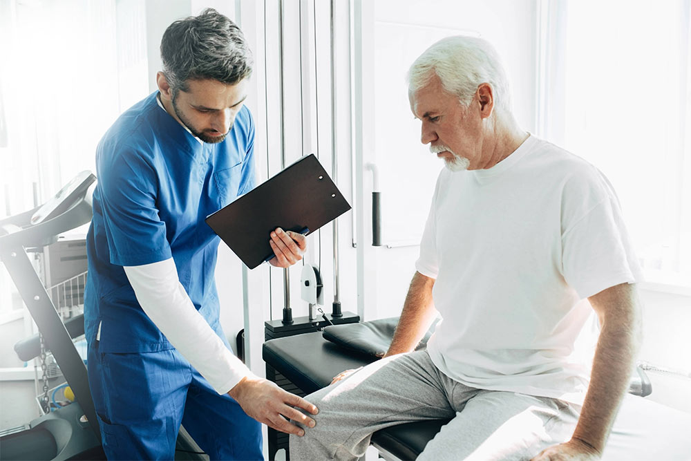 When to See a Tampa Bay Orthopedic Doctor