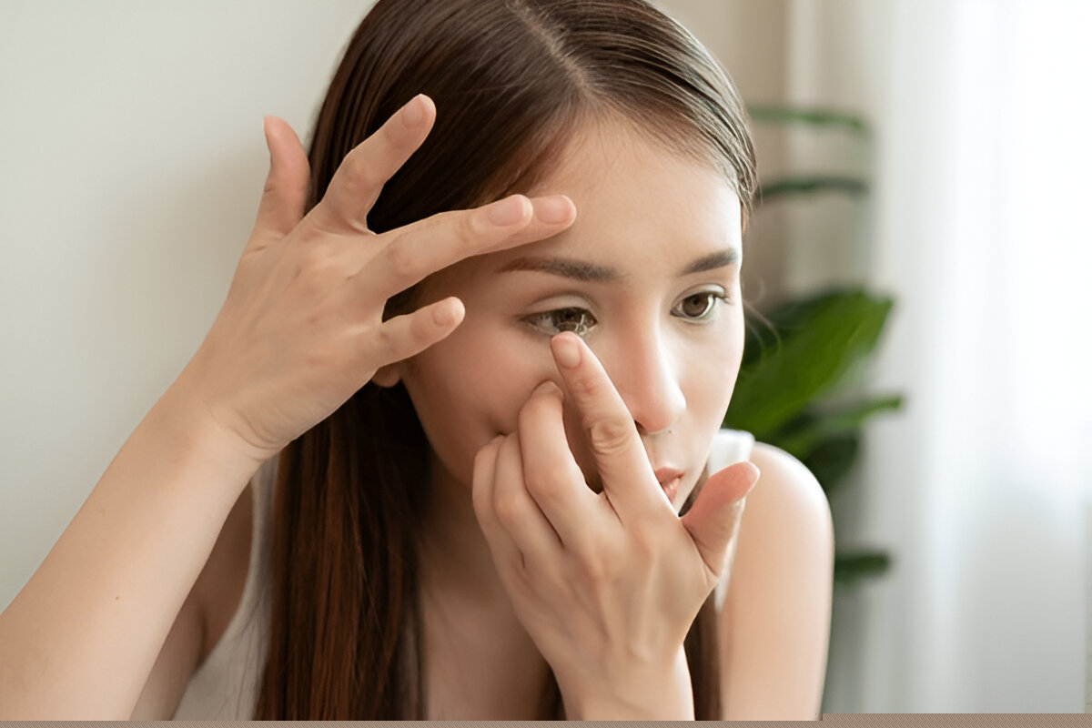 5 Best Daily Contacts for Dry Eyes