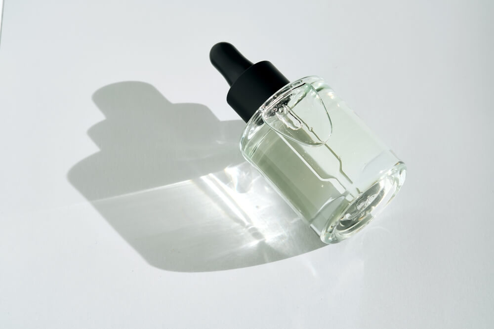 Facial Serum with Peptides and Spicules.
