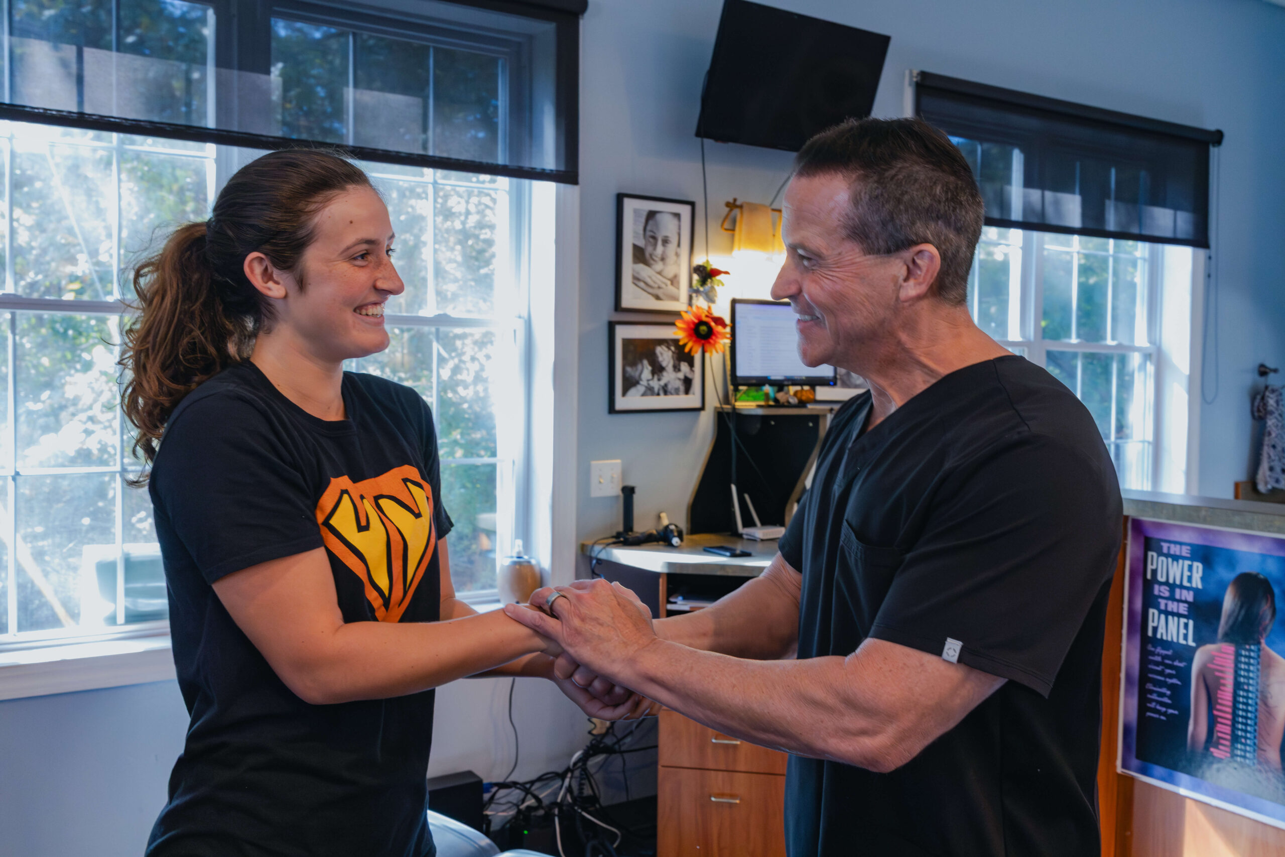 Dr. Tom talking to patient