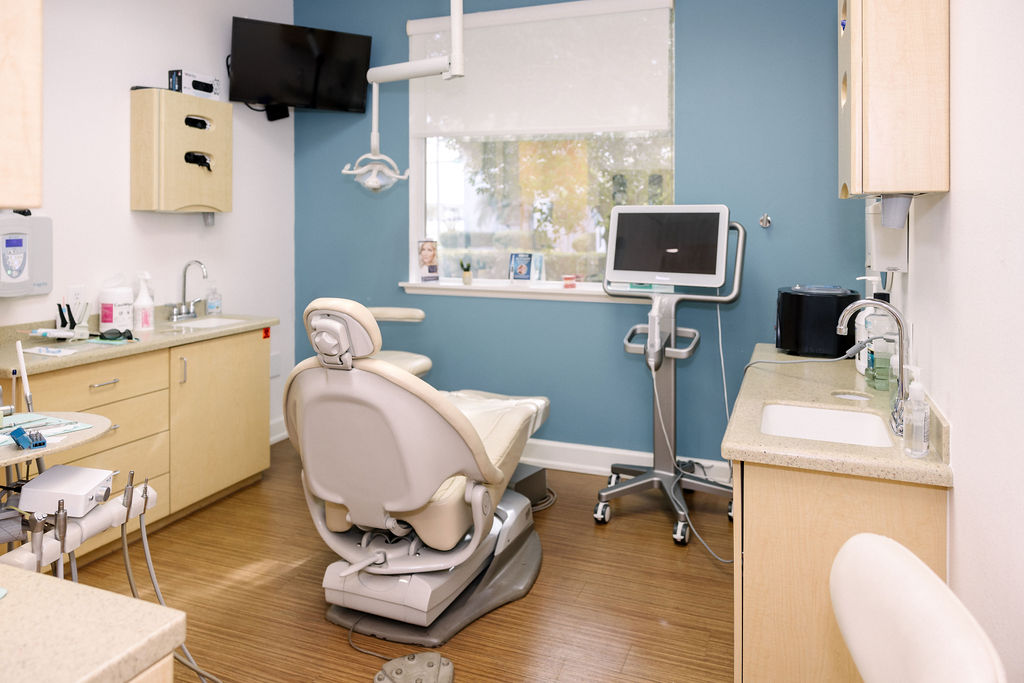 Treatment Room at Smle Cape Coral Dentist